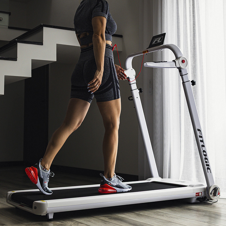 Бігова доріжка FitLogic T116W