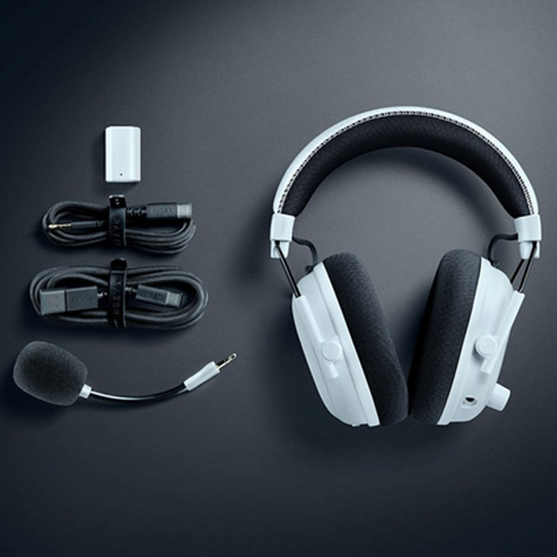 Гарнитура RAZER Blackshark V3 PRO Wireless white (RZ04-05400200-R3M1)