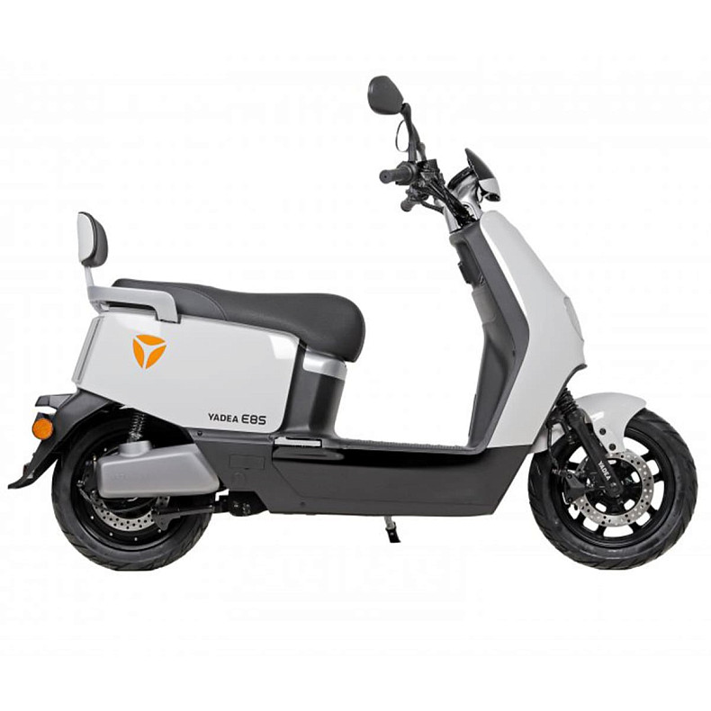 Електроскутер YADEA E8S 2000W white