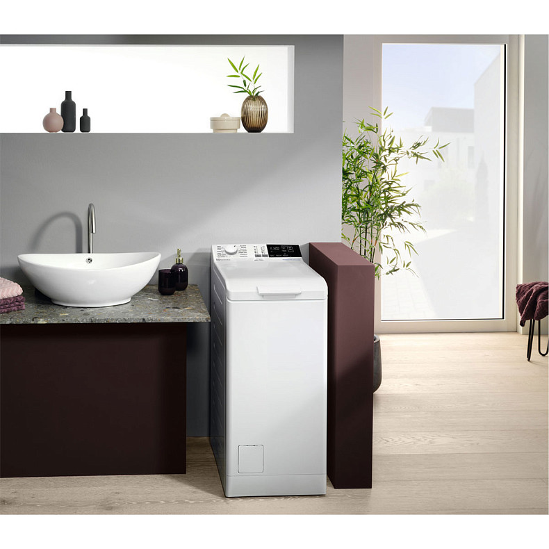 Пральна машина з верт. завантаженням Electrolux EW6T427U