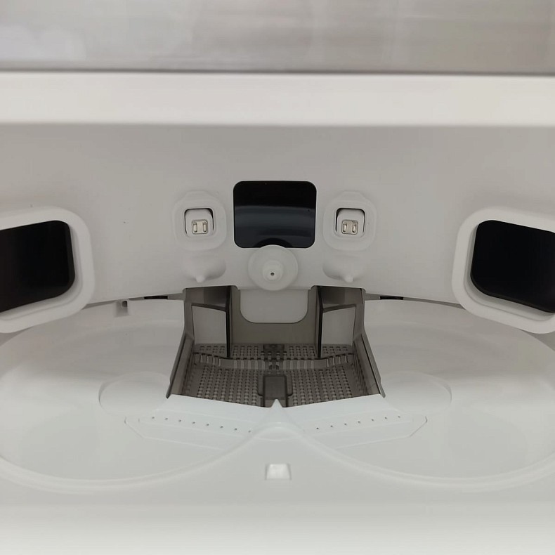 Робот-пилосос миючий Dreame L10s Ultra Gen 3, White - Уцінка