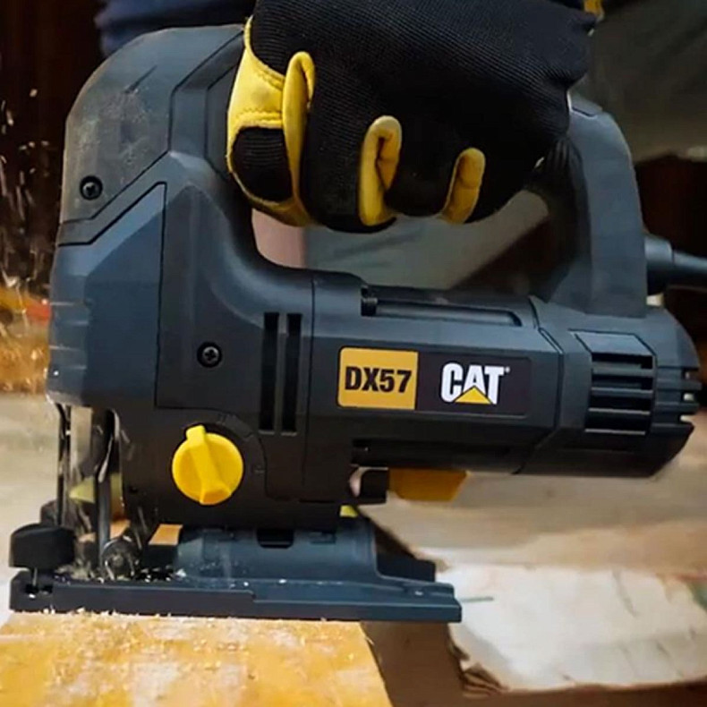 Пила лобзикова мережева CAT DX57