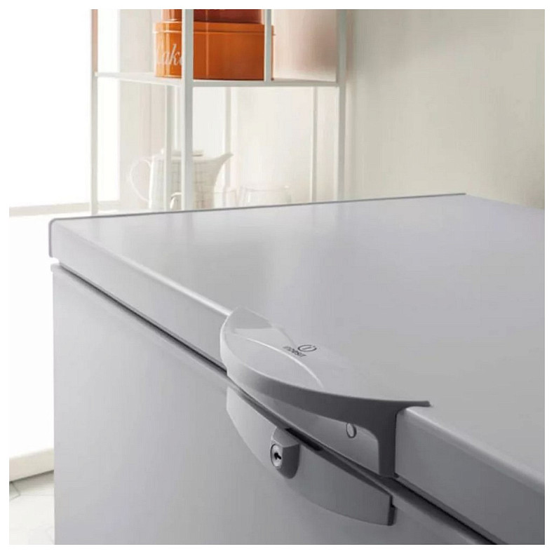 Морозильный ларь Indesit OS 1A 400 H 1