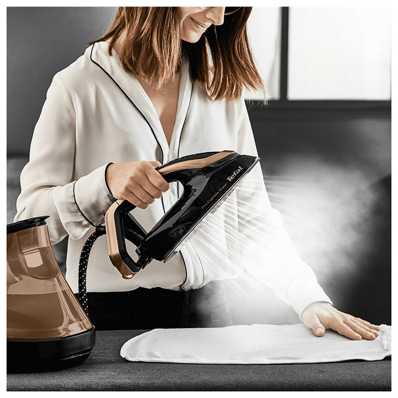 Утюг-парогенератор Tefal GV9823E1