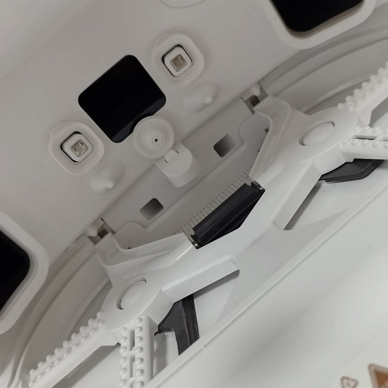 Робот-пилосос миючий Dreame L40 Ultra AE White - Уцінка