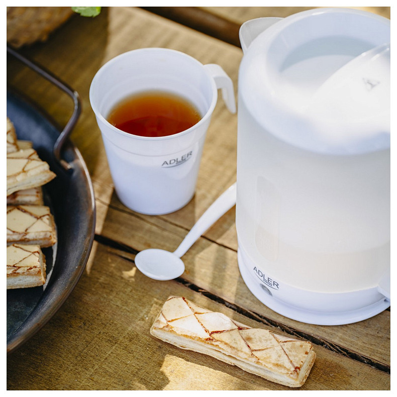Электрочайник Adler AD 1381
