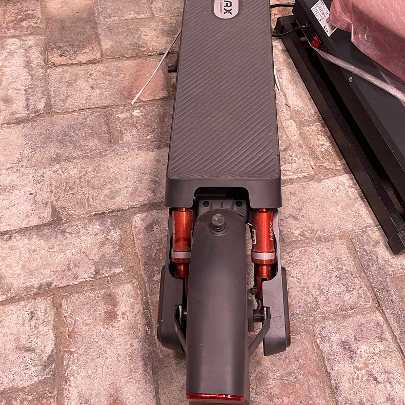 Електросамокат Xiaomi Electric Scooter 5 Max (BHR9615GL) - Б/У