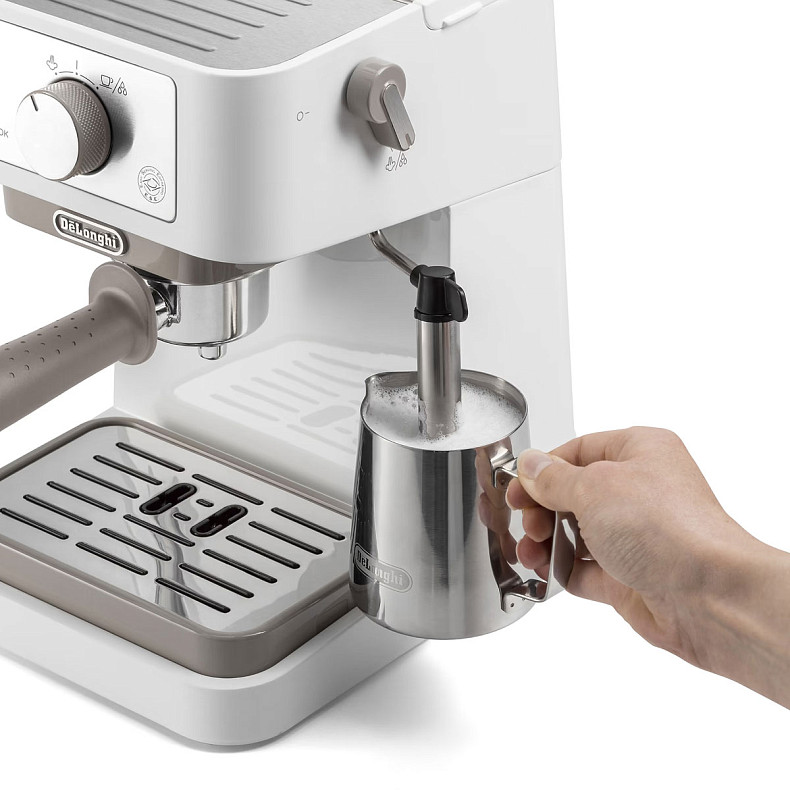 Кавоварка DeLonghi EC 260 W