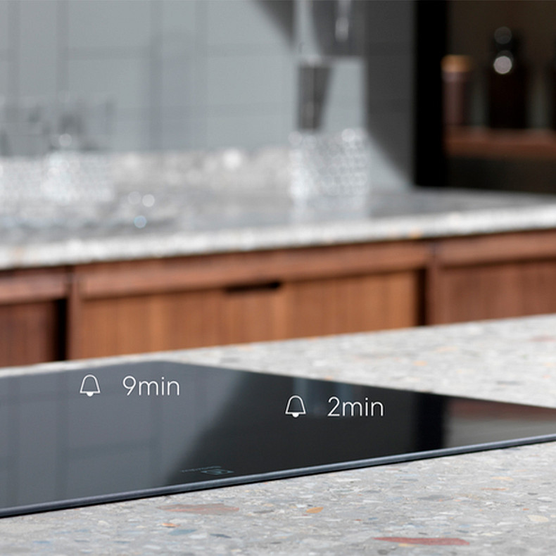 Варочная поверхность индукционная Electrolux EIS82453