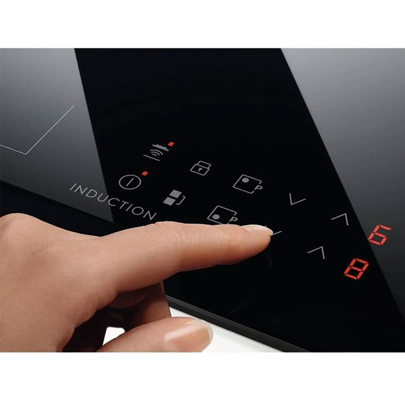 Варочная поверхность индукционная Electrolux CIR60430