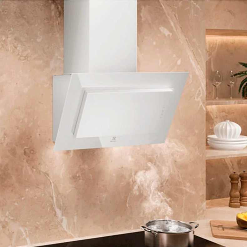 Витяжка пристінна Electrolux LFV326W