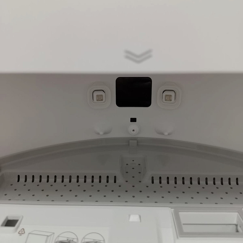 Робот-пилосос миючий Dreame Aqua 10 Roller White - - Уцінка
