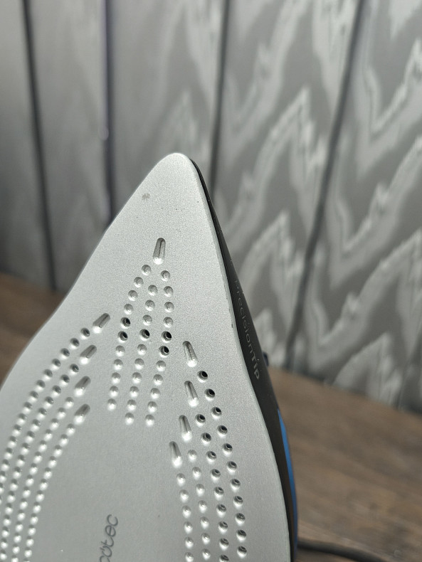 Утюг CECOTEC IronHero 3200 i-Pump (CCTC-01874) -- Уценка