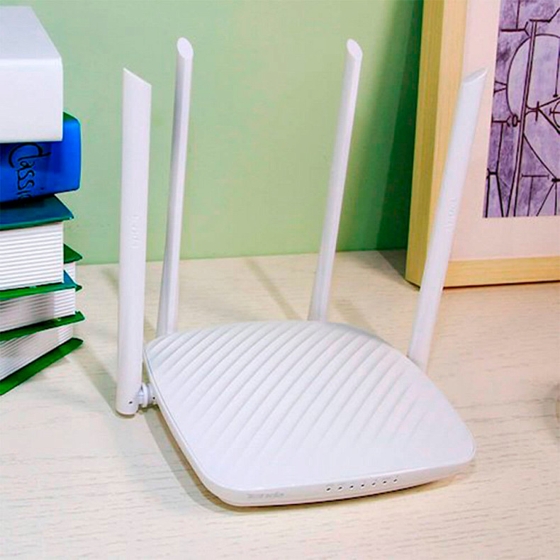 Wi-Fi Роутер Tenda F9 (N600, 1*Wan, 3*Lan, Beamforming+, 4 антенны по 6дБи)