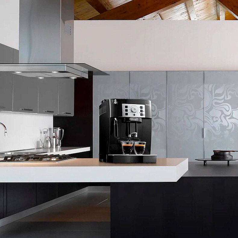 Кофемашина Delonghi Magnifica S ECAM 22.115.B