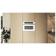 Духовой шкаф Whirlpool WMW57DHMW