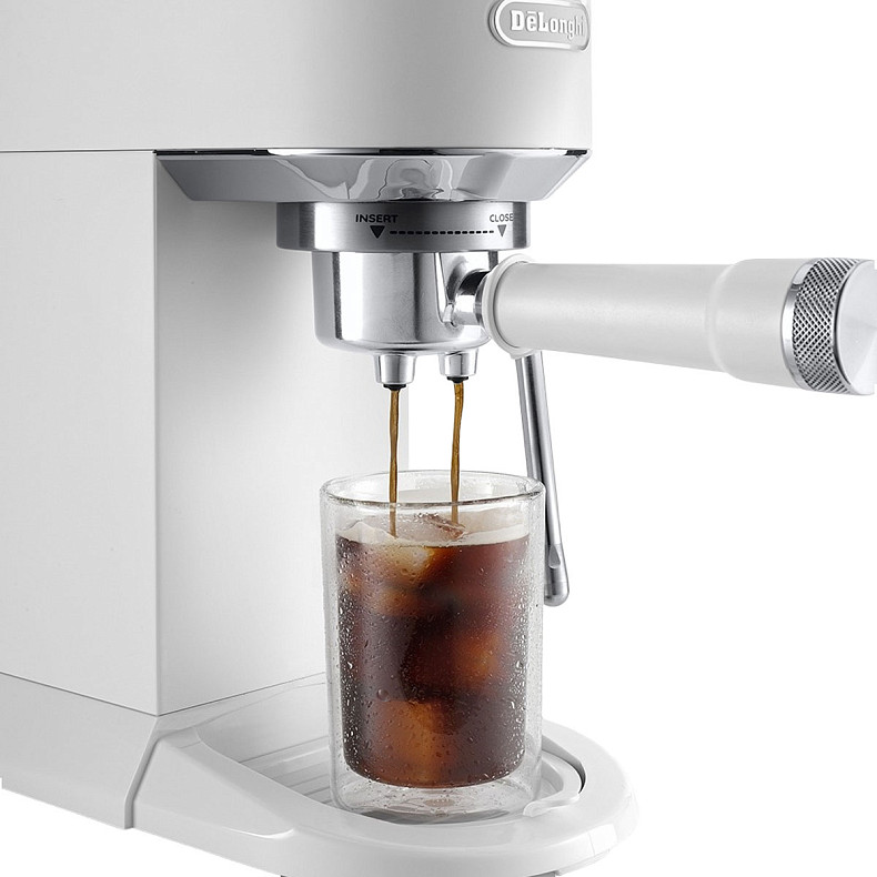 Кавоварка DeLonghi EC 890.WI