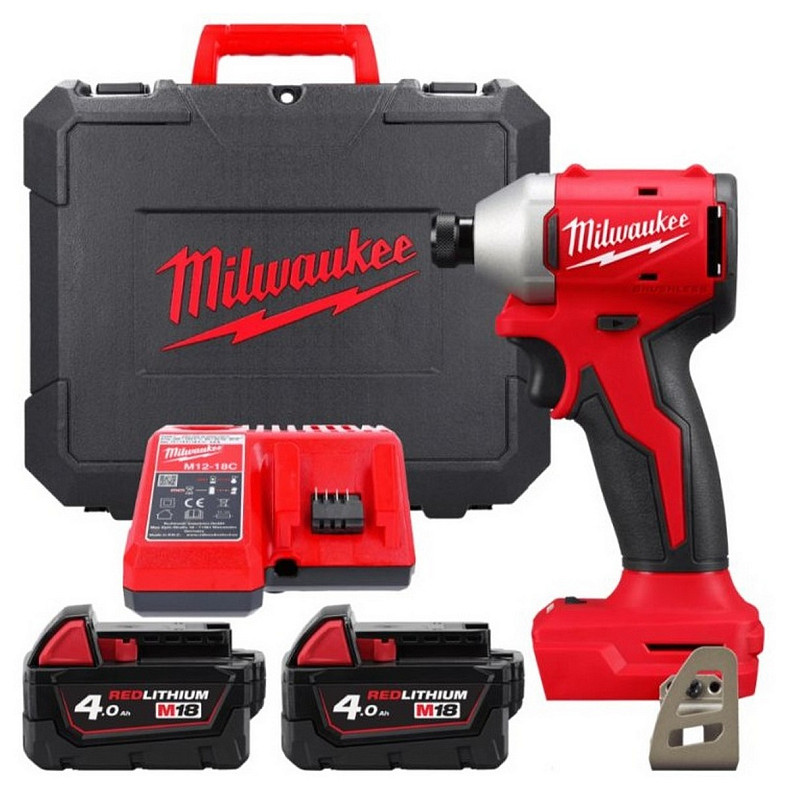 Винтоверт ударный аккумуляторный Milwaukee M18 BLIDRC-402C