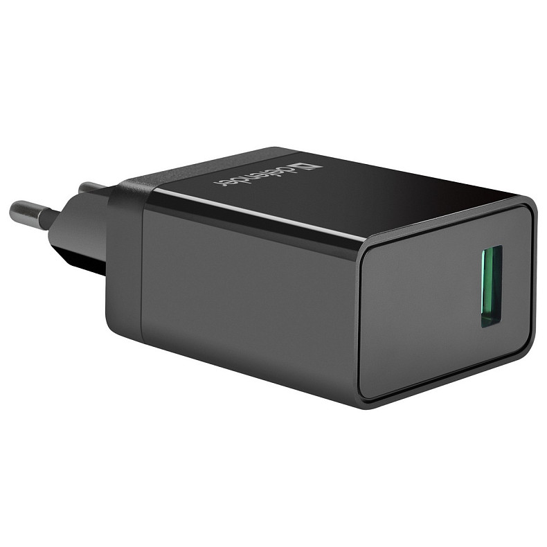 Зарядний пристрій 1xUSB 18W 2.1А  QC 3.0 UPA-101 чорний Defender