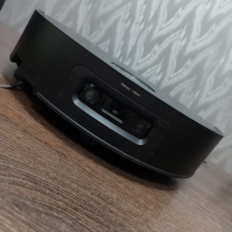 Робот-пилосос миючий Dreame Aqua 10 Ultra Track Complete Black -- Уцінка
