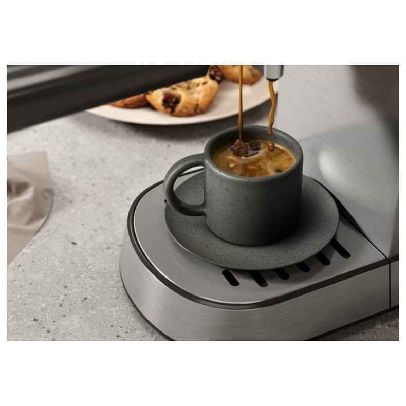 Кофеварка Electrolux Electrolux E6EC1-6ST