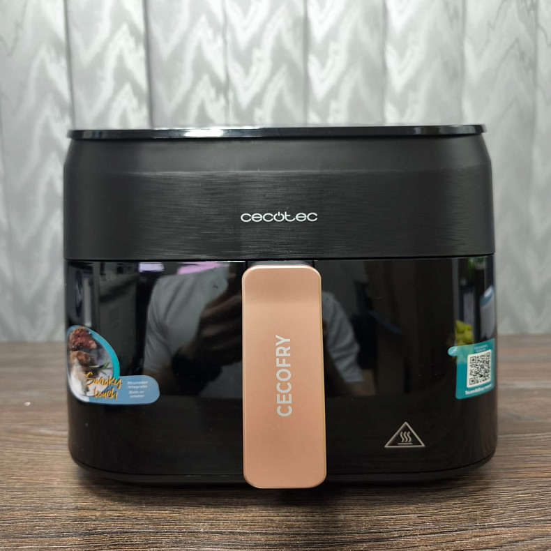 Мультипечь CECOTEC Cecofry&Grill Smokin 6500 -- Уценка