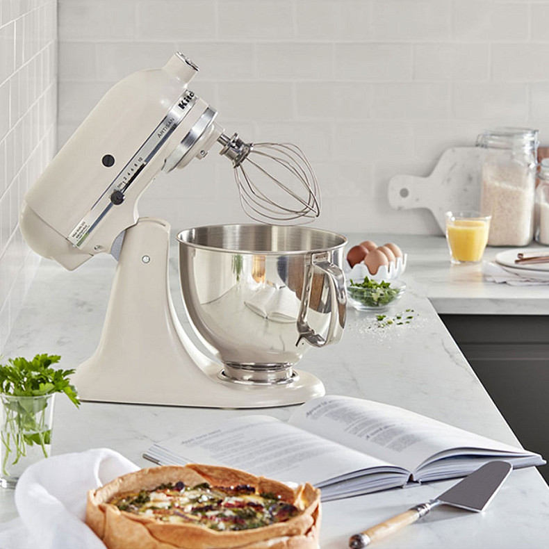 Кухонний комбайн KitchenAid Artisan 4,8 л 5KSM125EMH з відкидним блоком, колір молочний коктель