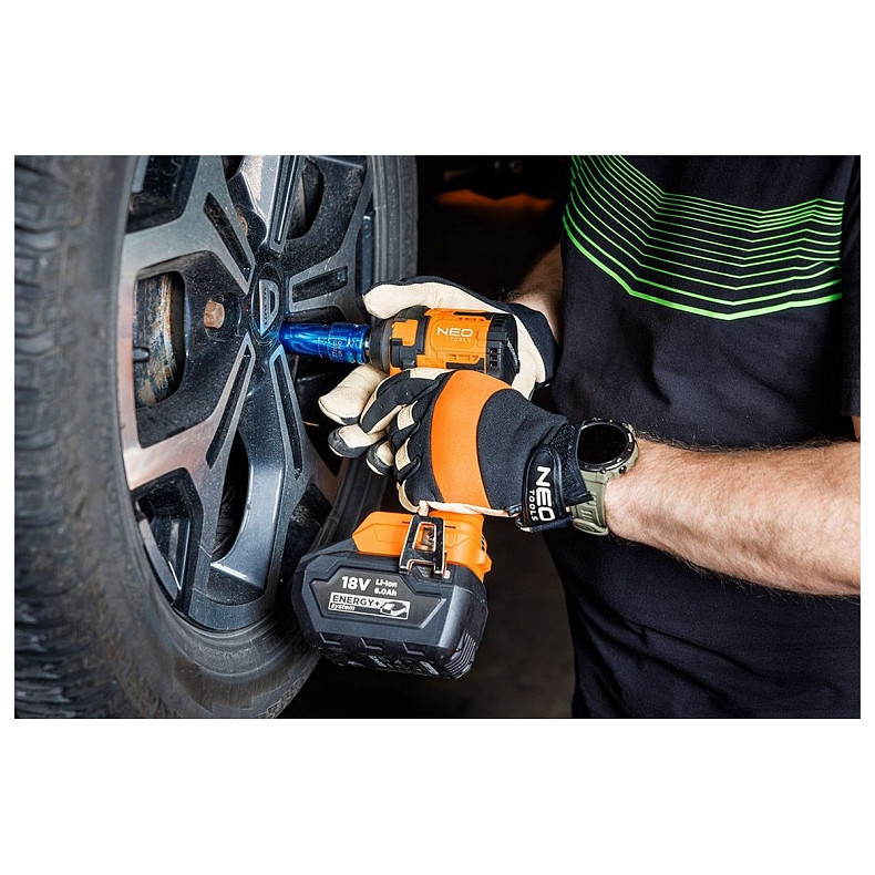 Шуруповерт Neo Tools 04-613, АКБ