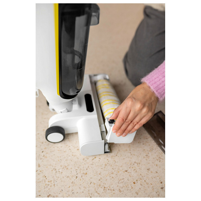 Пилосос Karcher безпровідний FCV 4, 180Вт, конт пил -0.45л, вода -0.75л, автон. робота до 45хв, вага