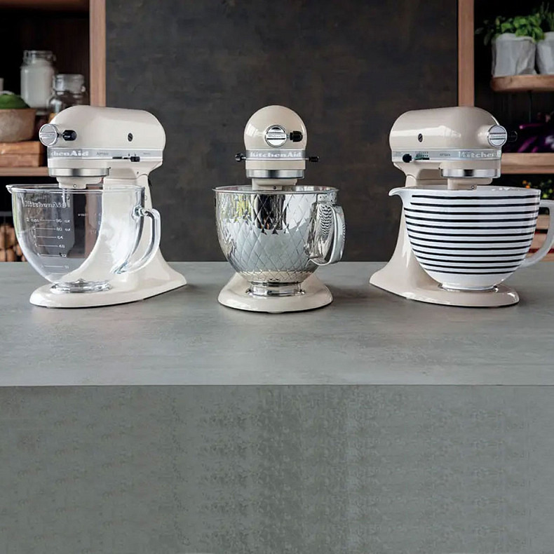 Кухонний комбайн KitchenAid Artisan 4,8 л 5KSM175PSEAC з відкидним блоком кремовий