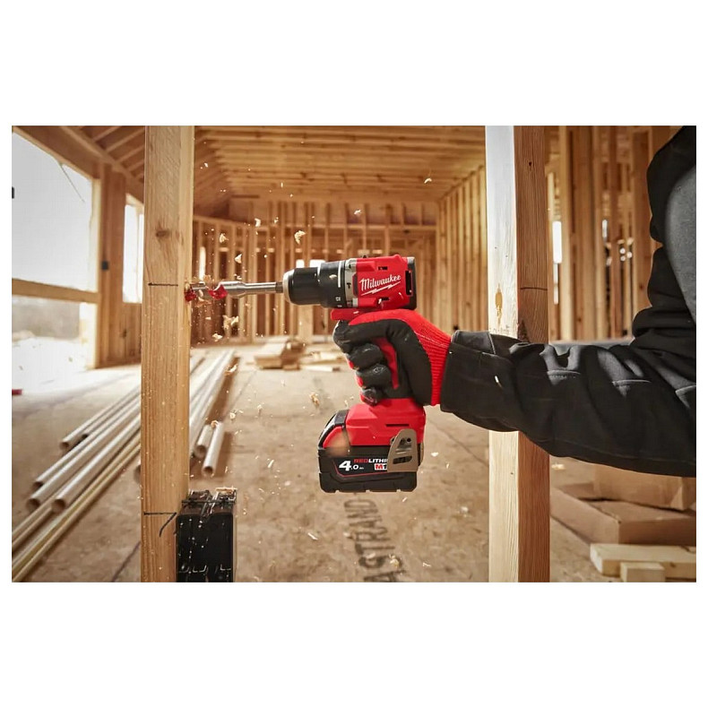 Шуруповерт-дрель аккумуляторная Milwaukee M18 BLPDRC-0
