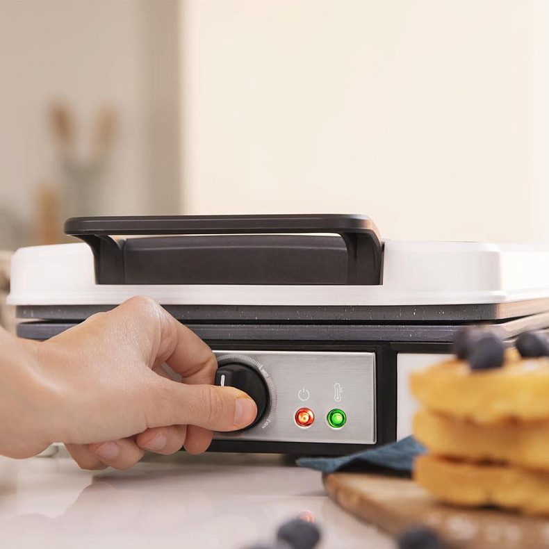 Вафельница CECOTEC Fun Gofrestone 4Inox