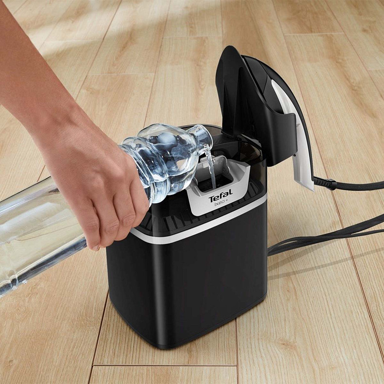 Прасувальна система Tefal QT1510E0