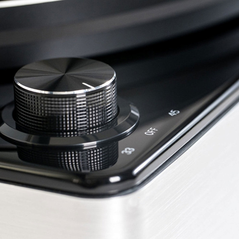 Вініловий програвач Elac MIRACORD 50 SCHW HG black