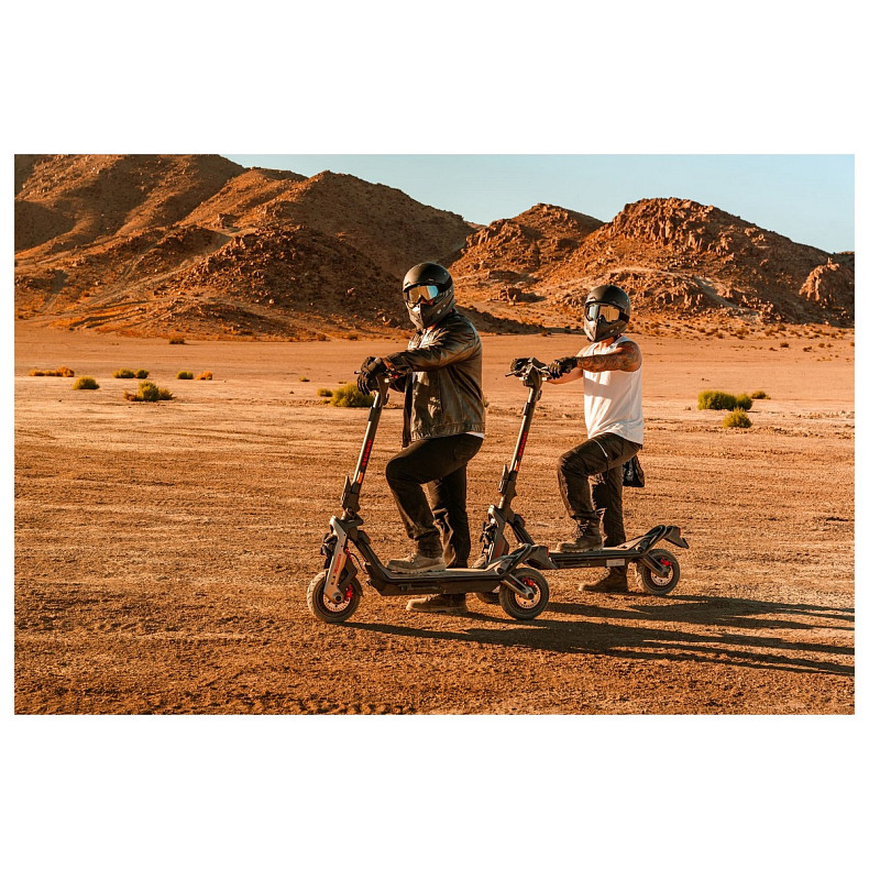 Електросамокат Segway-Ninebot GT3 PRO, чорний