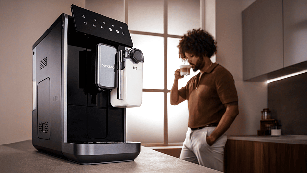 Обзор Cecotec Cremmaet Lungo Latte: идеальная кофемашина на каждый день