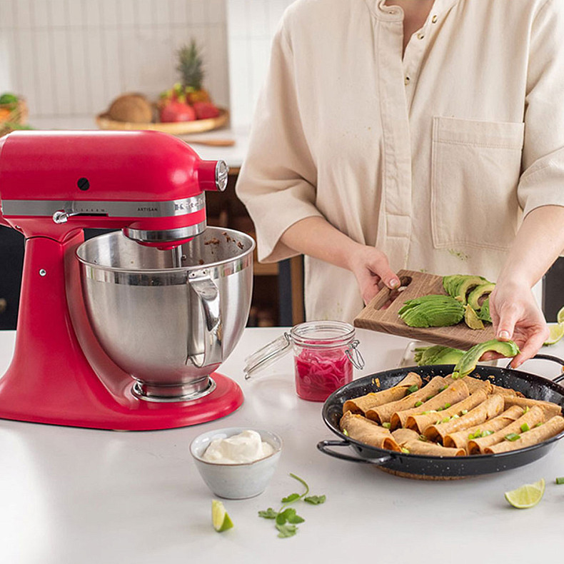 Кухонный комбайн KitchenAid Artisan 4,8 л 5KSM195PSEHI с откидным блоком, цвет гибискус
