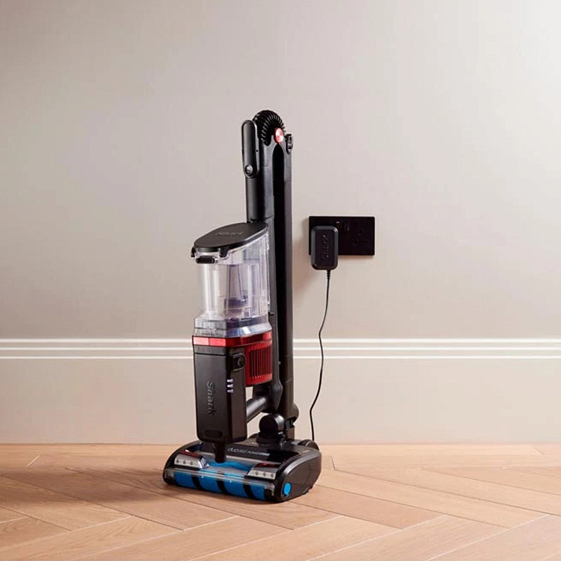 Аккумуляторный ручной пылесос Shark Cordless Stick Flexology Duoclean Dirt Engage IZ300EUT