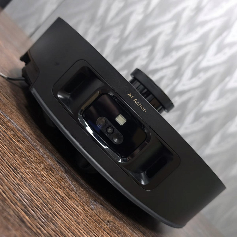 Робот-пылесос моющий Dreame Aqua 10  Roller Black  --  Уценка