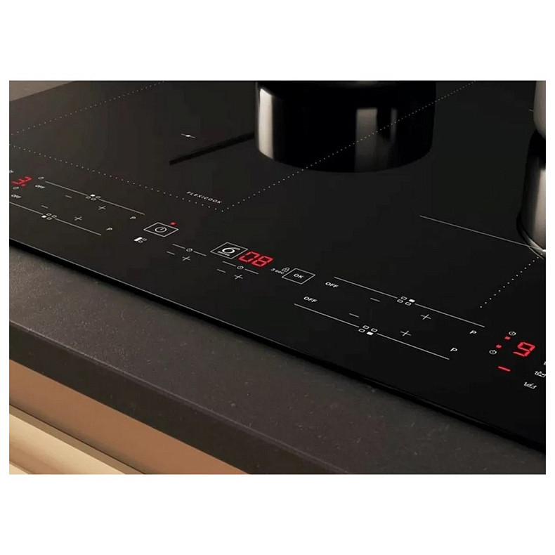 Варочная поверхность Whirlpool индукционная, 60см, расширенная зона, черный