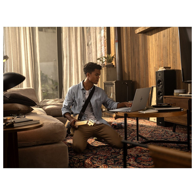 Ноутбук HP OmniBook 7 17-dc0003ru 17.3" FHD IPS Touch, Intel U5-226V, 16GB, F512GB, UMA, Win11, серебро