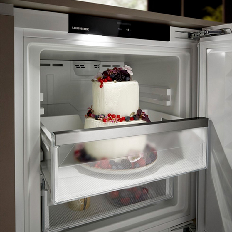 Морозильна камера Liebherr SUFNd 365i, що вбудовується.