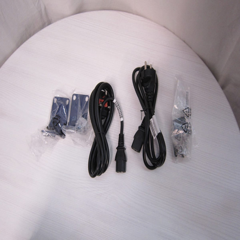 Комутатор NETGEAR JGS524v2 24x1GE, некерований - Уцінка