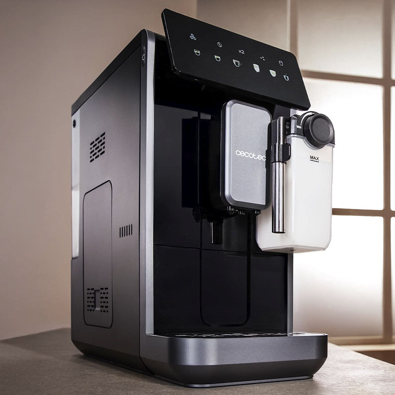 Кофемашина CECOTEC Cremmaet Lungo Latte