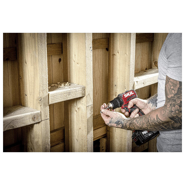 Шуруповерт SKIL DD1E3065CA+BC1E3110AA