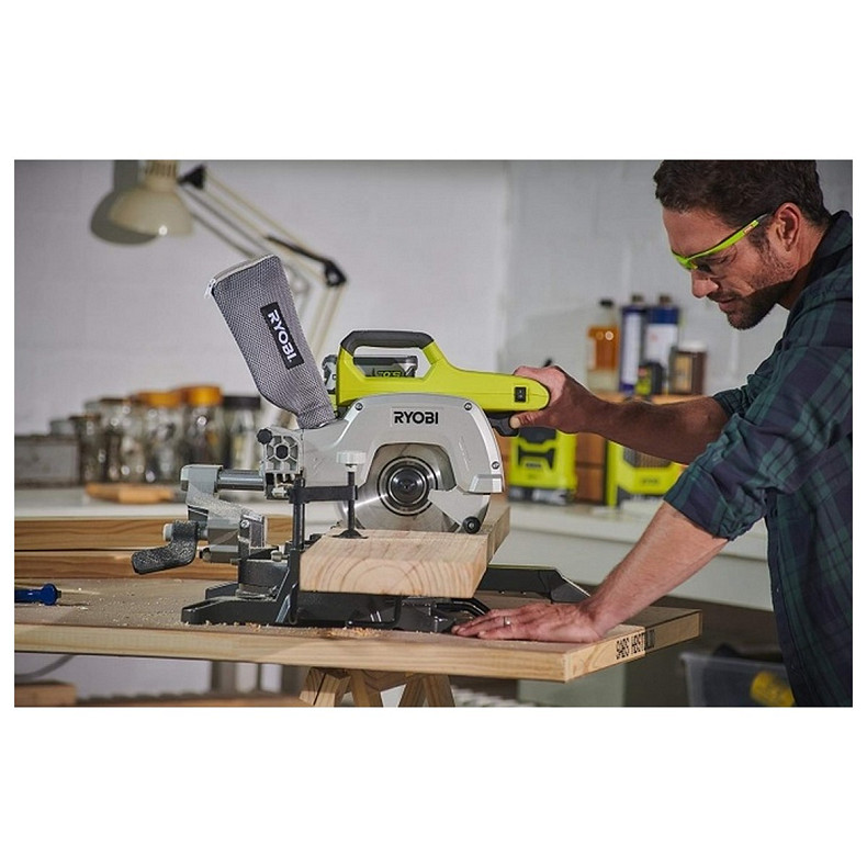Пила торцовочная аккумуляторная Ryobi R18MS216-0