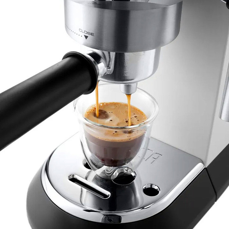 Кофеварка DeLonghi EC 685 W