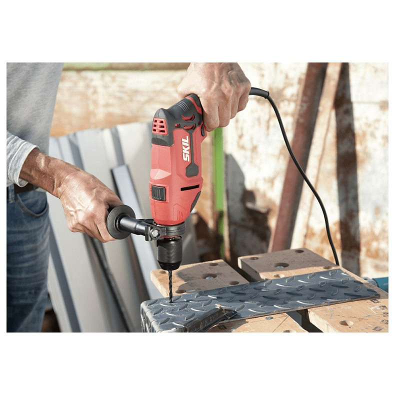 Дриль ударний SKIL 6725 AA