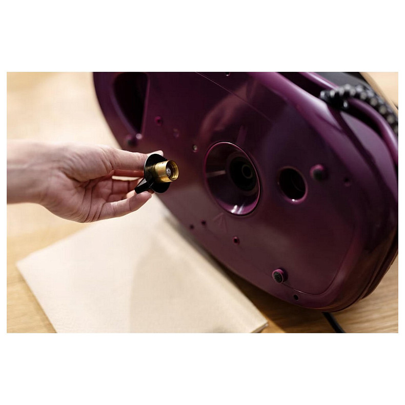 Праска-парогенератор Gorenje, 3000Вт, 1500мл, паровий удар -160гр, дисплей, керам. підошва, чорний