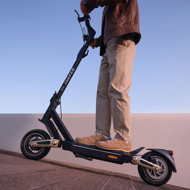 Электросамокат NAVEE ST3